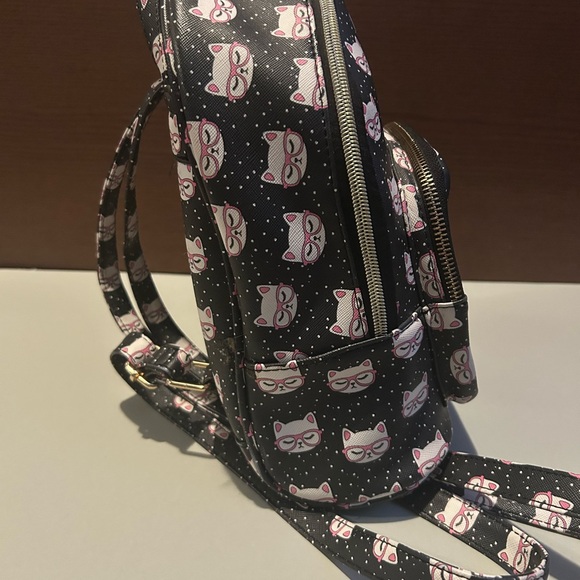 Black Cat Print Women's Backpack - Picture 3 of 4
